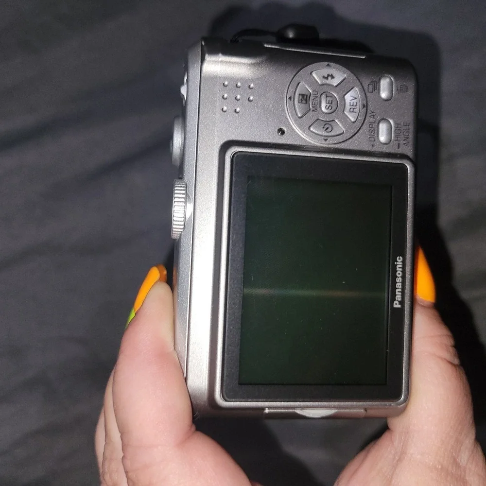 Panasonic DMC-LZ5 Lumix Mega O.I.S 6.0 Mega Pixel Digital Camera Tested Works
